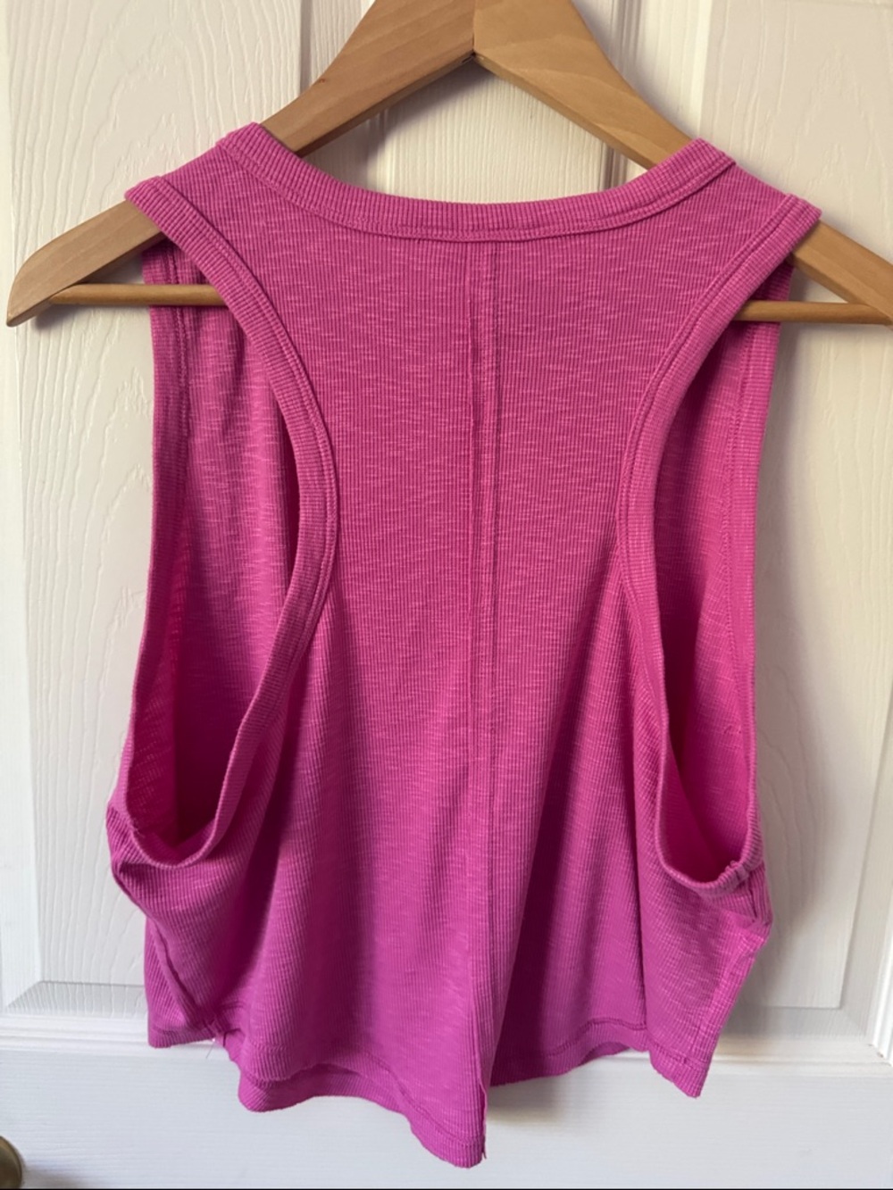 JoyLab Fuchsia Ribbed Cropped Tank - Picture 4 of 5